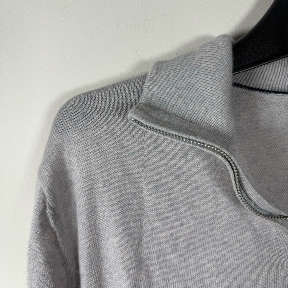 Banana Republic Merino Wool Gray Zip Up Sweater Size Medium - Picture 2 of 10